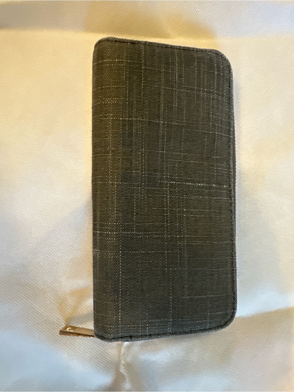 Women's Zip-Around Clutch Wallet in Gray